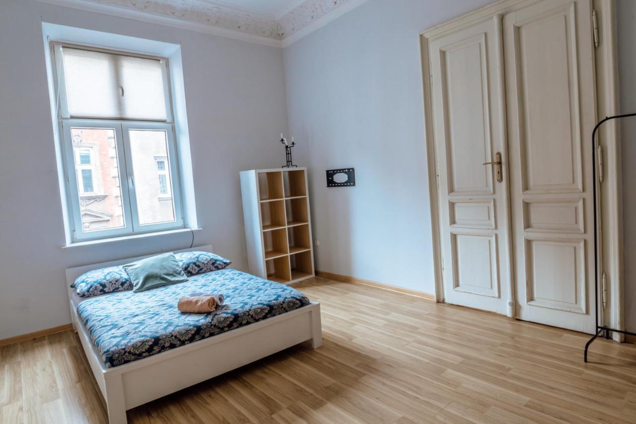 T&T Hostel & Apartments Krakow Ngoại thất bức ảnh